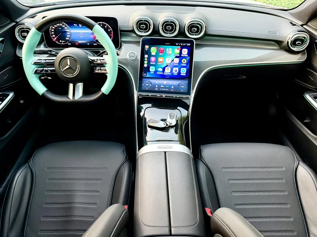 Mercedes C260L, 27,000 KM 2023 - Image 08 (April 16, 2026)