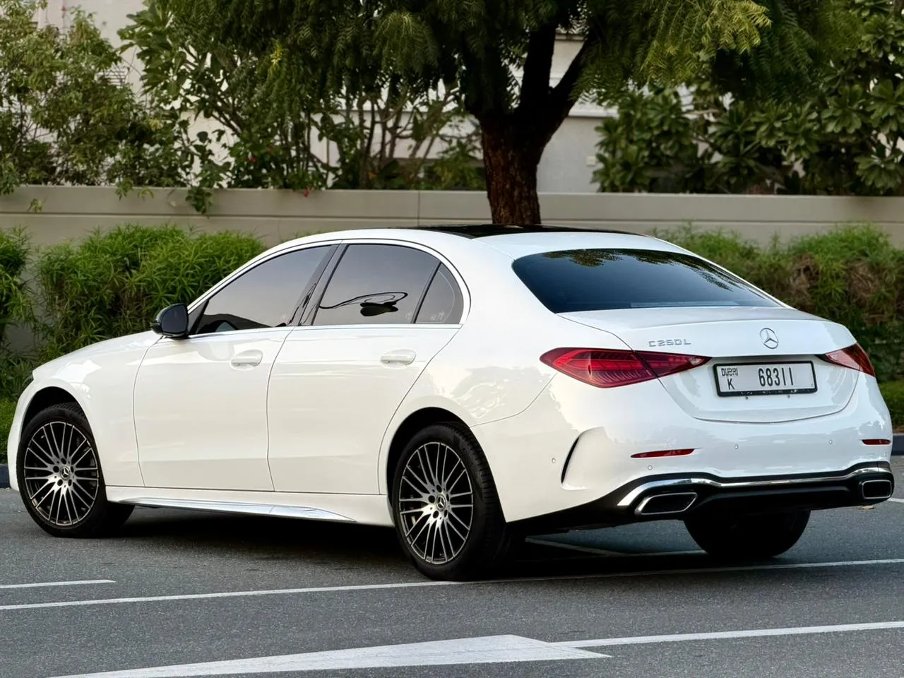 Mercedes C260L, 27,000 KM 2023 - Image 06 (April 16, 2026)