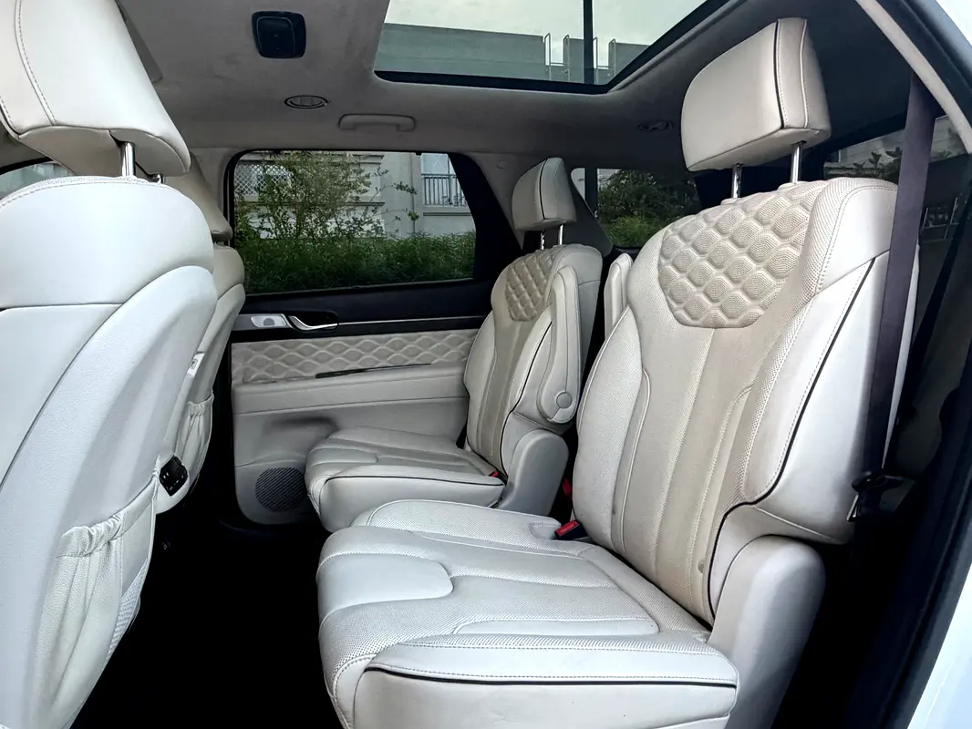 Hyundai Palisade Calligraphy Night 2020 – The highest option- in perfect condition - Image 10 (April 30, 2026)