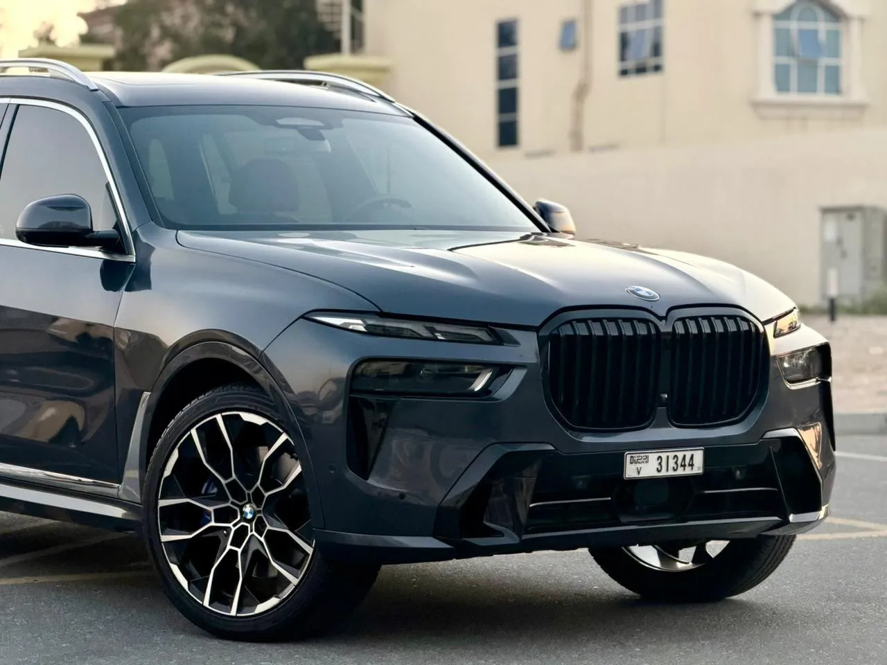 Range Rover Velar P250 S 2019 - Image 02 (April 14, 2026)