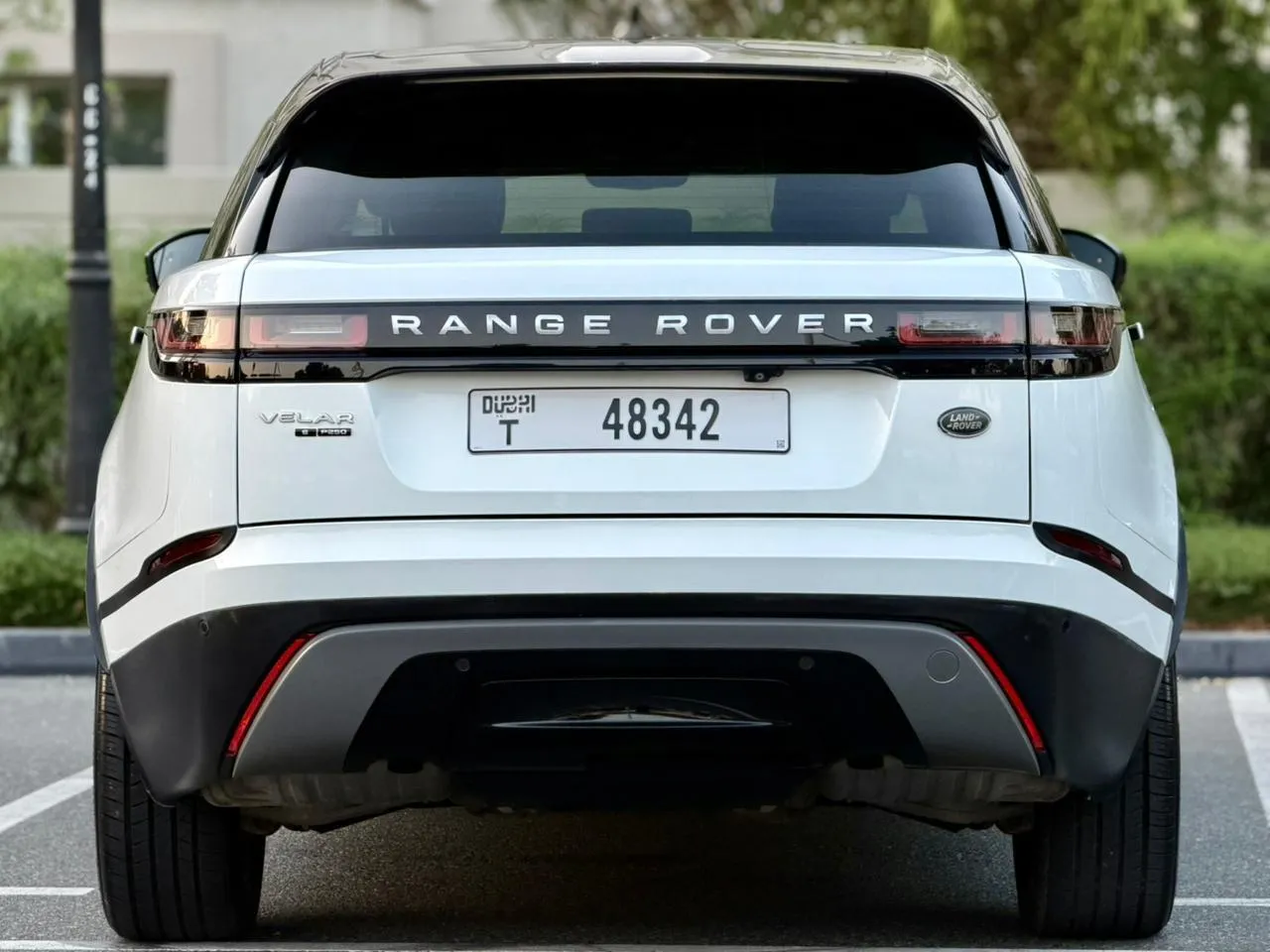 Range Rover Velar P250 S 2019 - Image 19 (April 16, 2026)