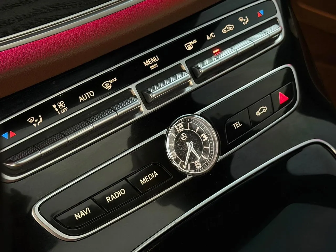 Mercedes E-400 2018 - Image 12 (May 4, 2026)