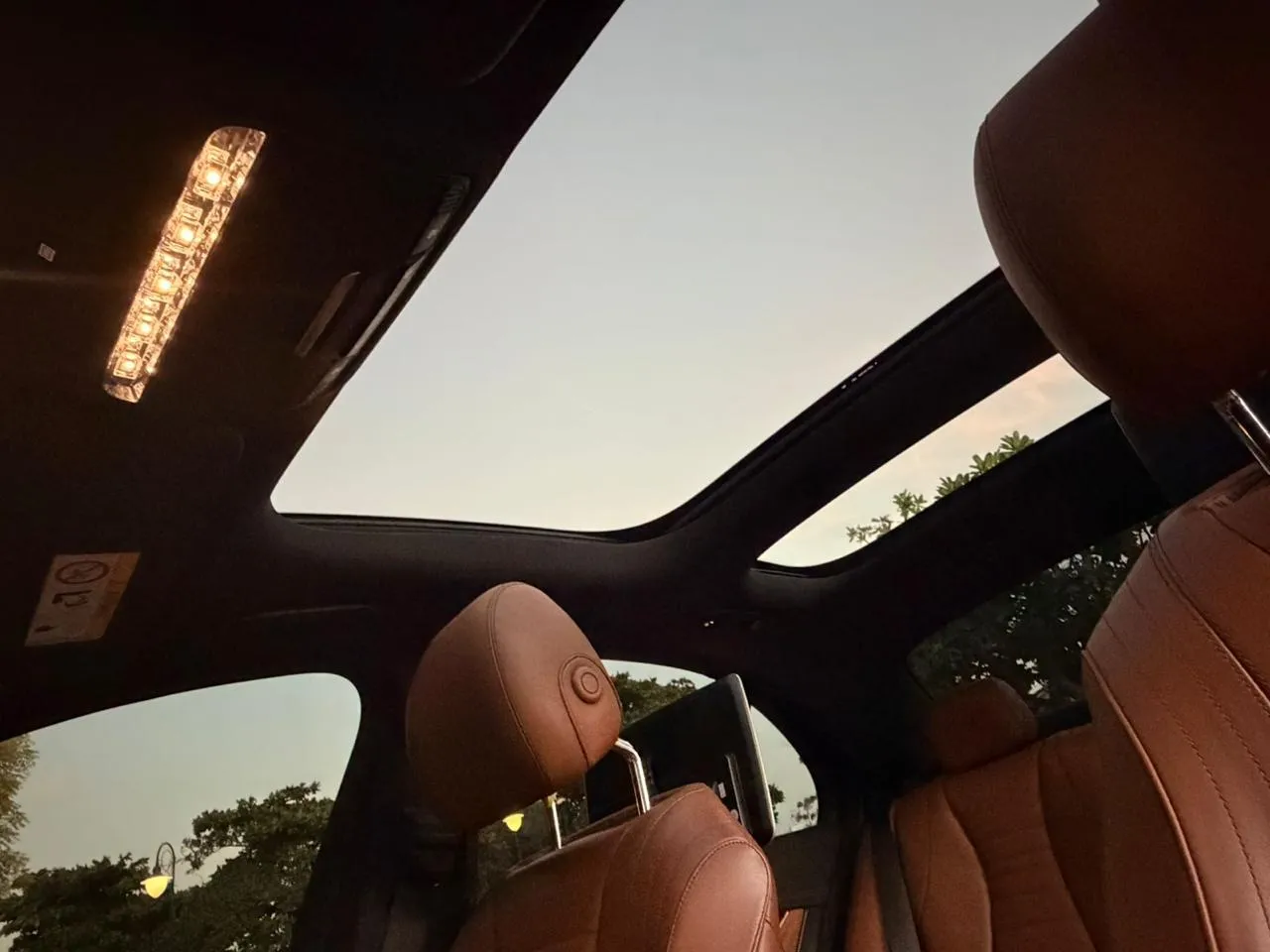 Mercedes E-400 2018 - Image 13 (May 4, 2026)