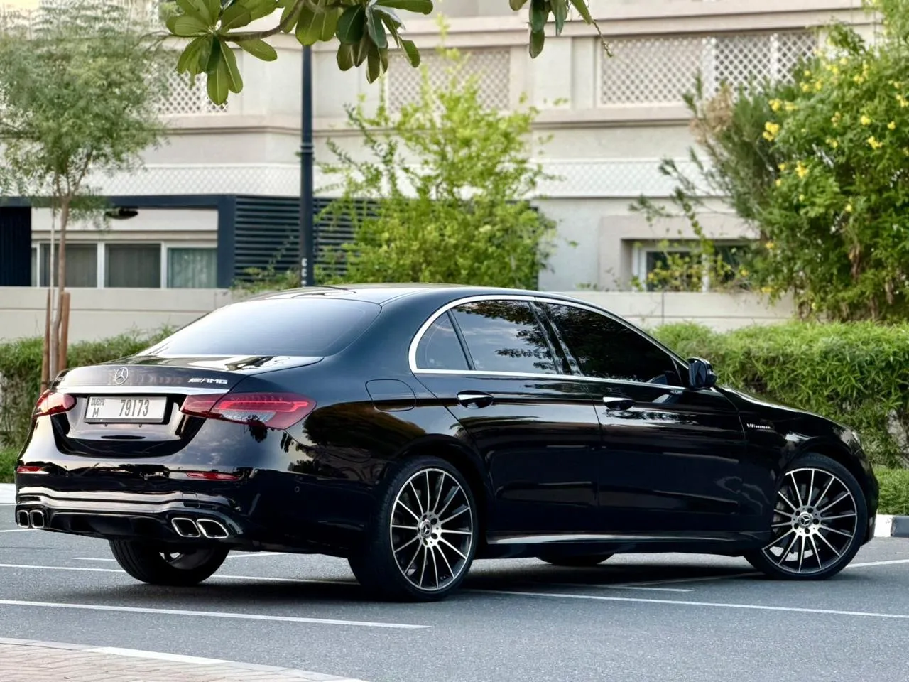 Mercedes E-400 2018 - Image 04 (May 4, 2026)