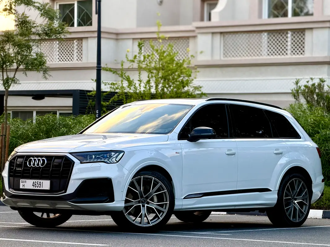 Audi Q7 S line 2020 GCC - Image 04 (May 4, 2026)