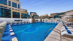 Bay Club - Image 06 (August 7, 2026)