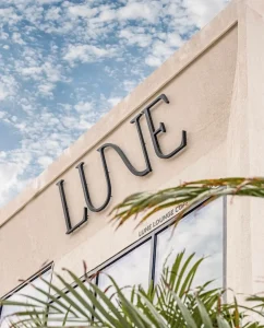 LUNE LOUNGE - Image 04 (September 23, 2026)